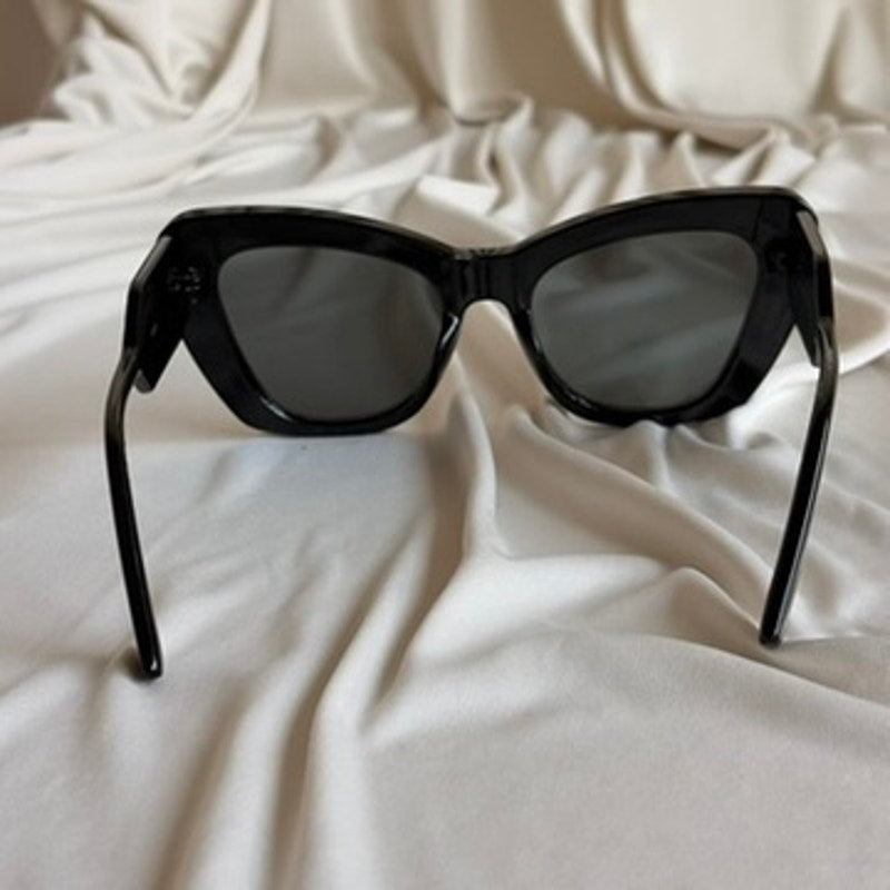 Oversized Black Cat-Eye Sunglasses - Chunky, Brand New