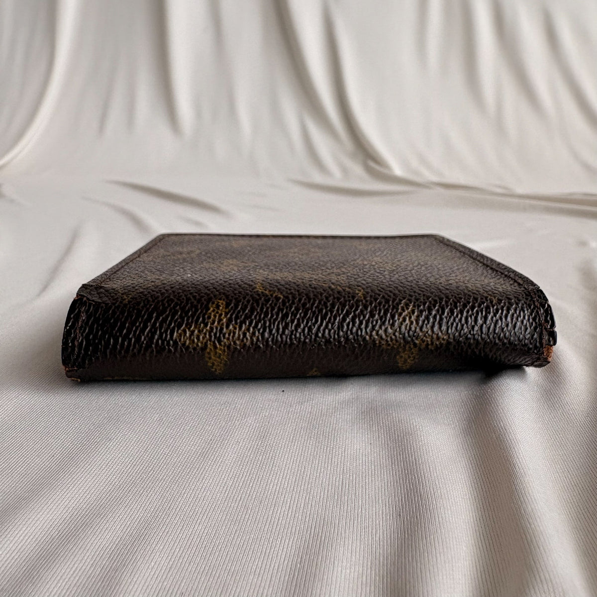 Vintage Louis Vuitton Bifold Monogram Canvas Wallet