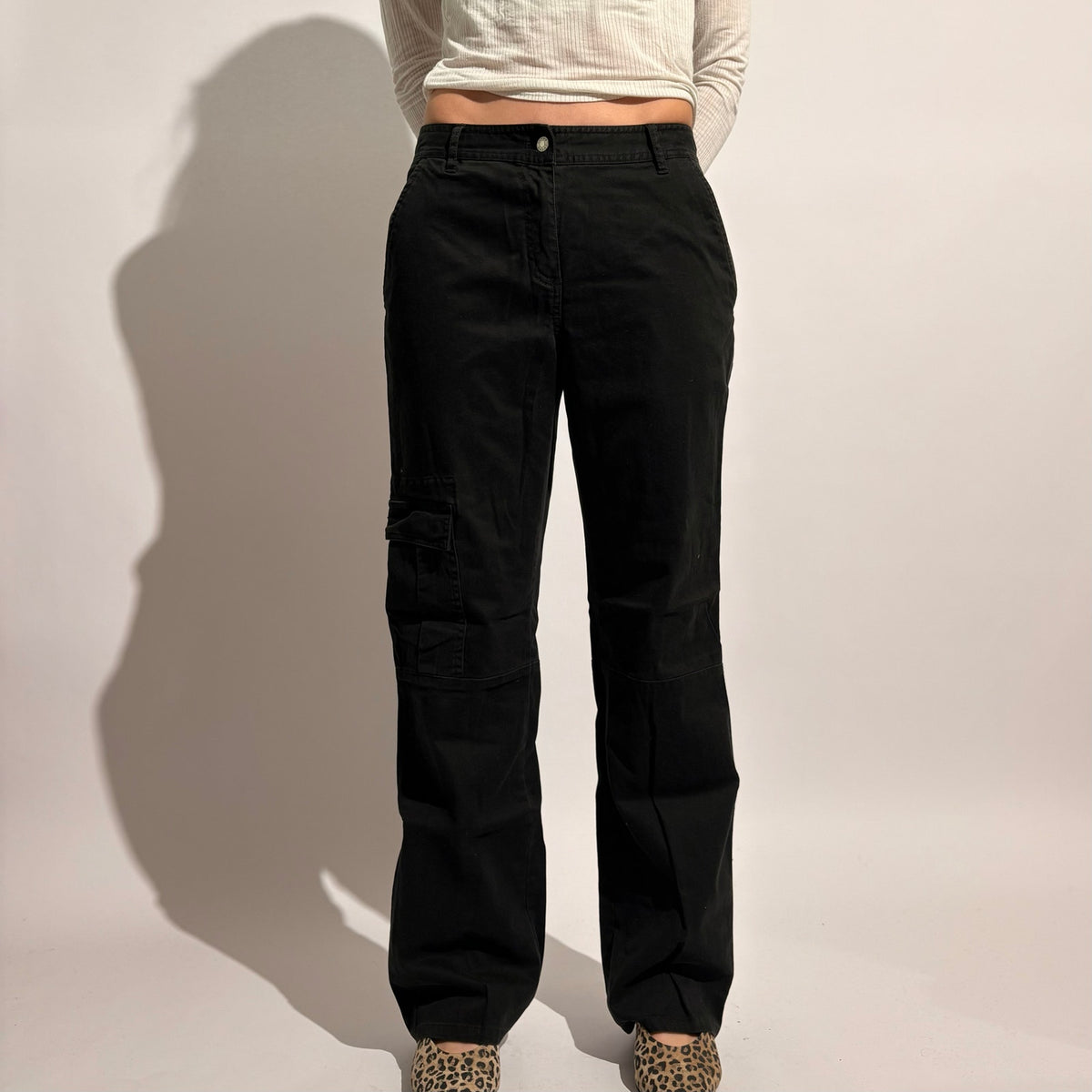 Vintage Chico's Black Low Rise Cargo Pants - Size 0