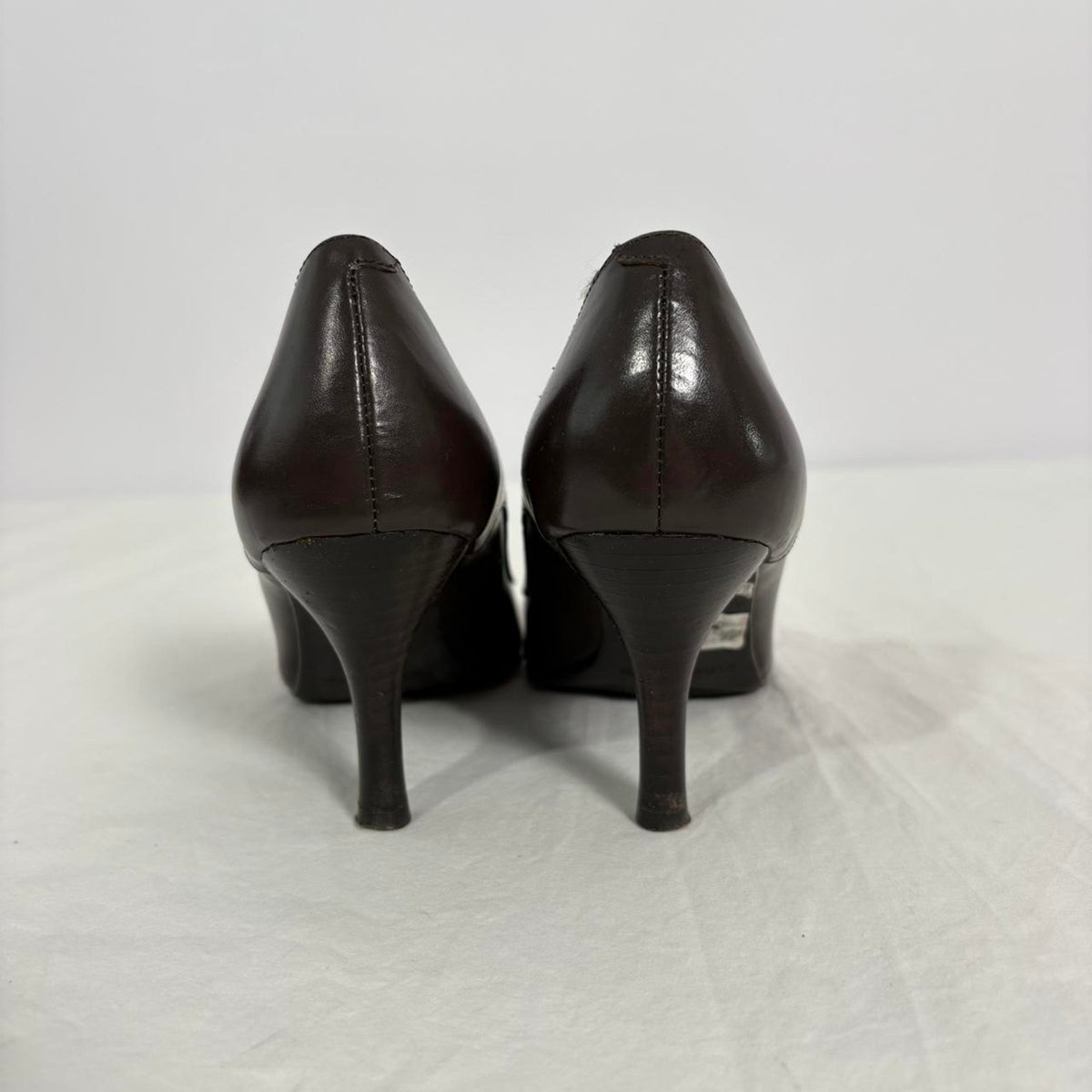Etienne Aigner Brown Leather Pumps - Size 6