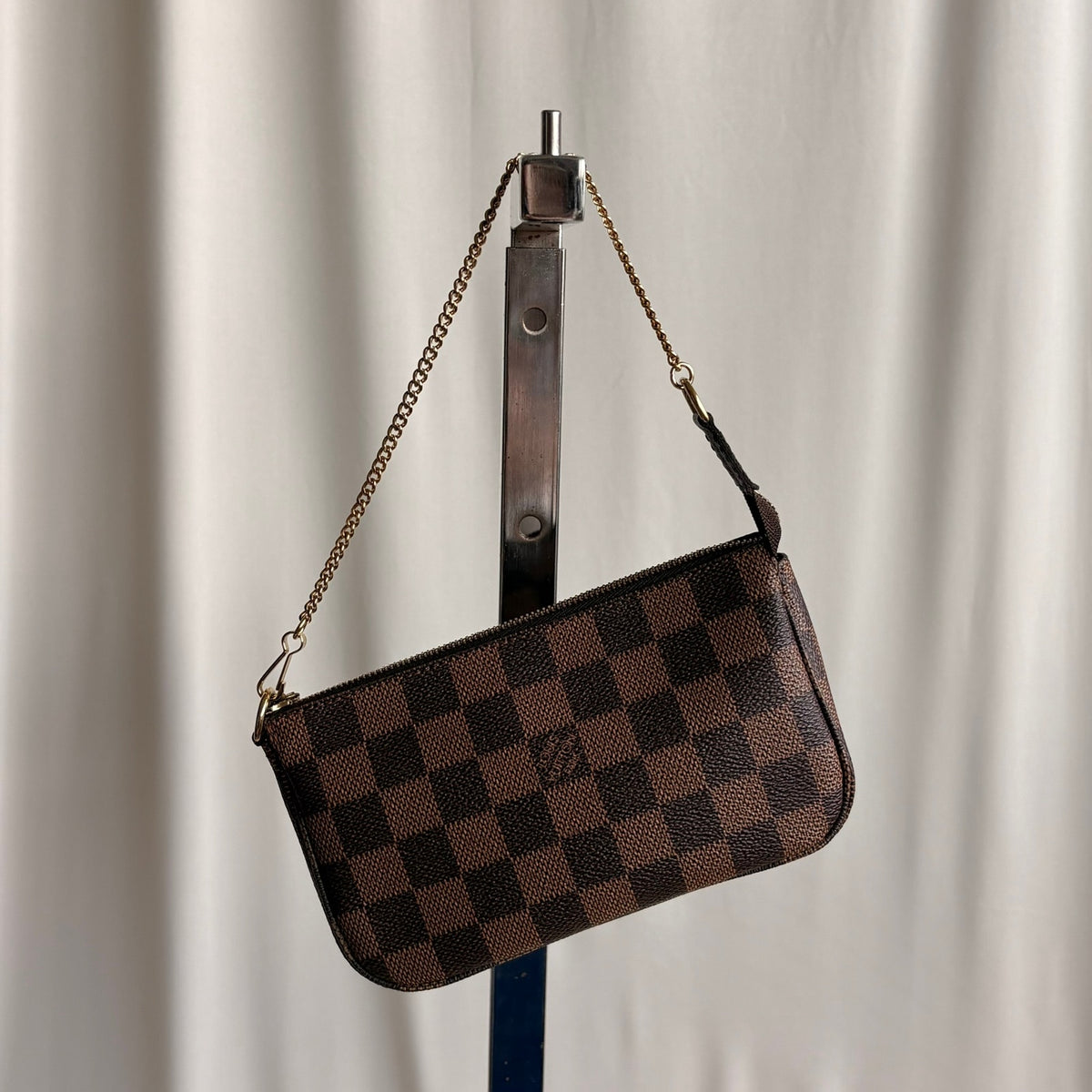 Louis Vuitton Mini Pochette Accessoires - Damier Ebène