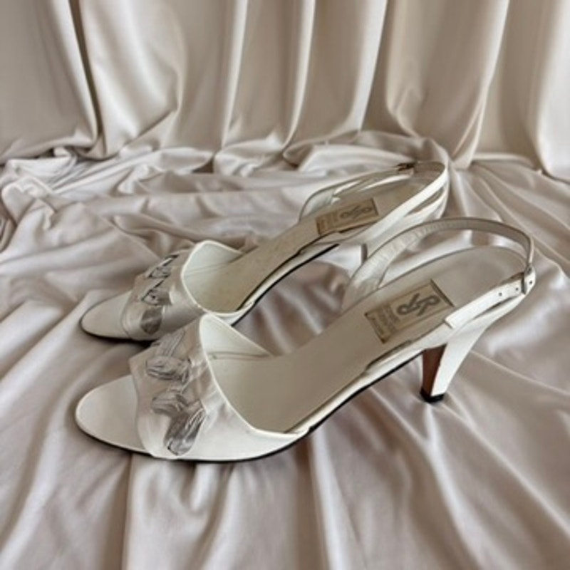 Ramono Romagnoli Bologna White Leather Sandals -  Kitten Heel, Made in Italy, US 9