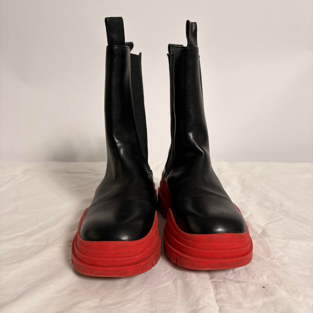 Unilady Black & Red Platform Boots - Size 8
