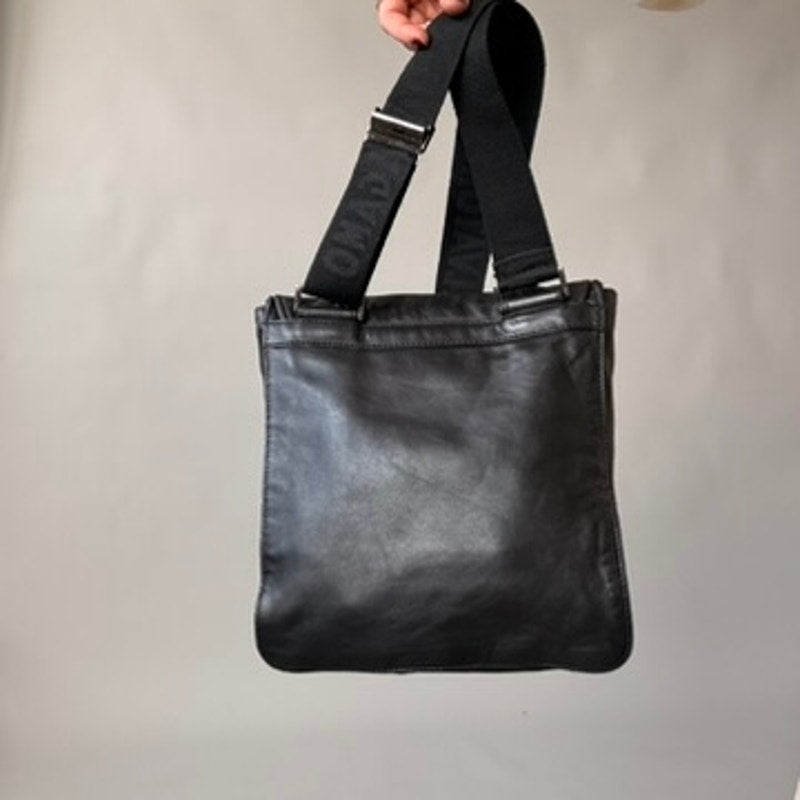 Vintage Salvatore Ferragamo Black Leather Messenger Crossbody Bag