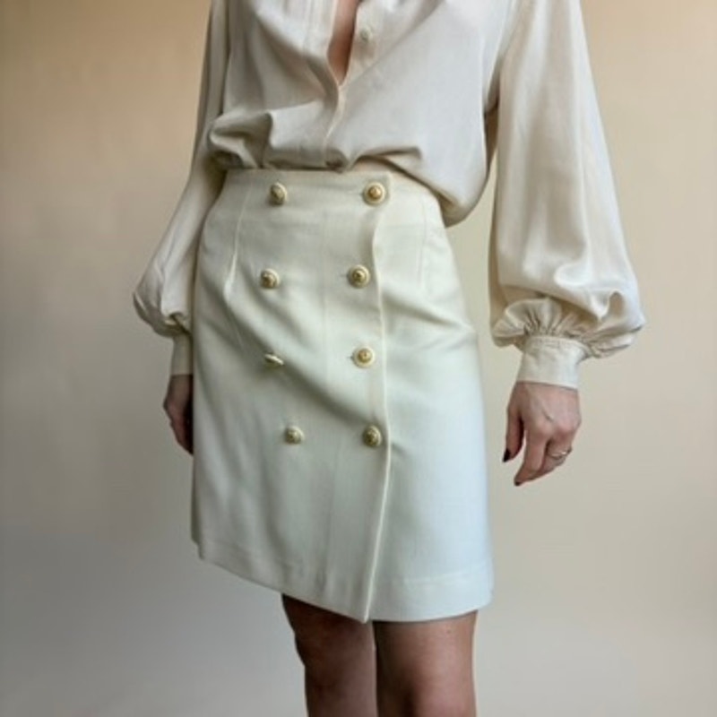Surabaya Ivory A-Line Mini Skirt - Made in France, Size 38 (Fits 2)