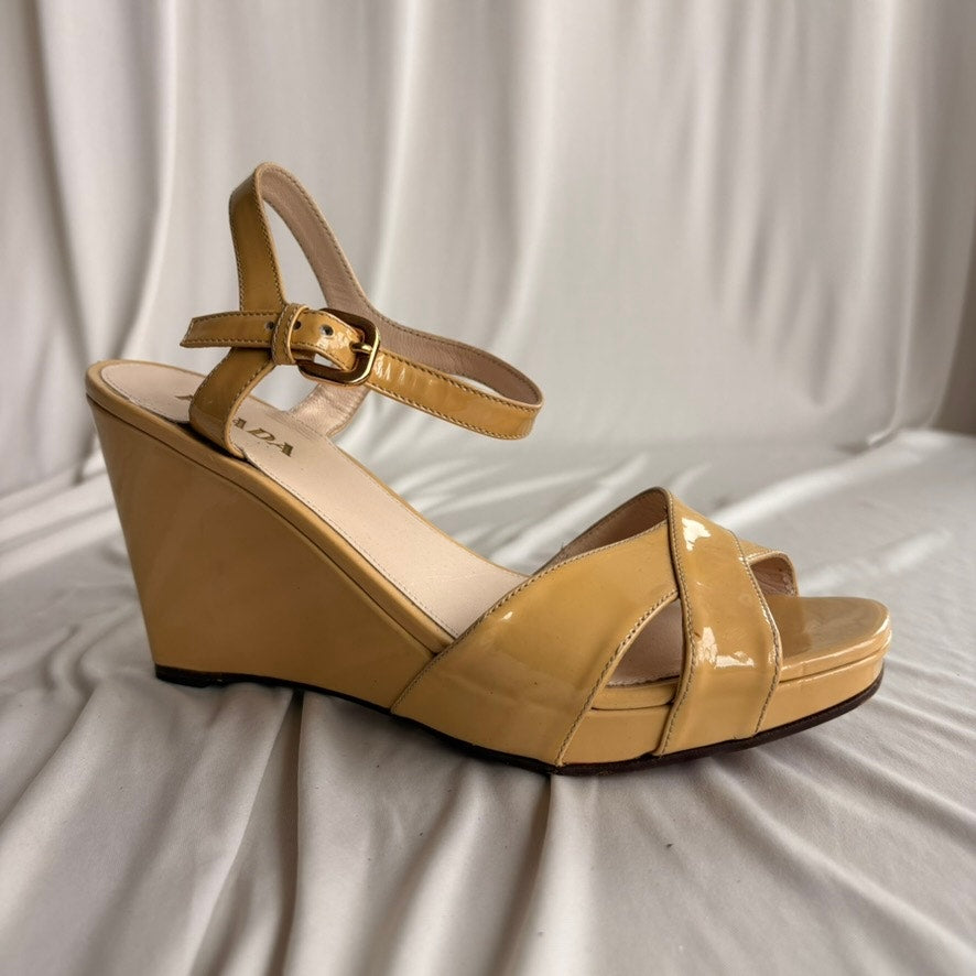 Vintage Prada Butter Yellow Patent Leather Wedge Sandals - Y2K, EU 39.5/US 9.5