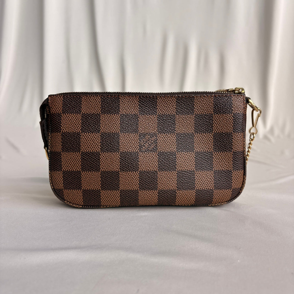 Louis Vuitton Mini Pochette Accessoires - Damier Ebène