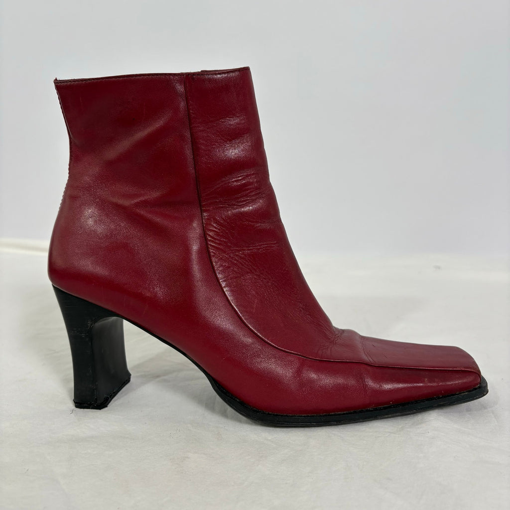 Vintage Parade Red Leather Ankle Boots - Size 7.5