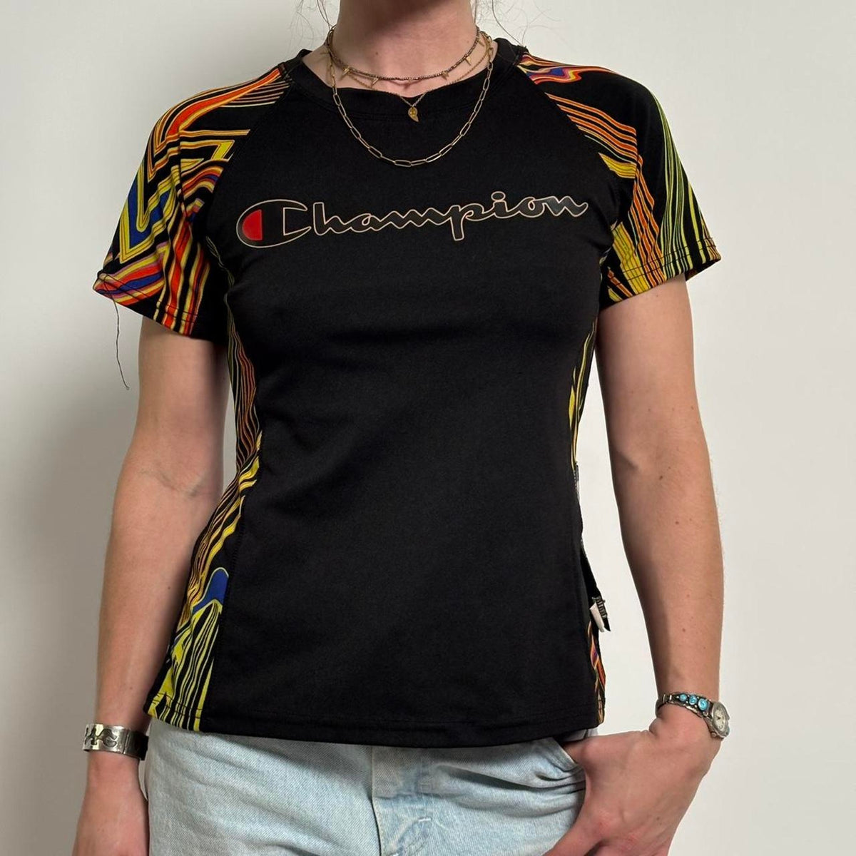 Vintage 90s Champion Flame T-Shirt – Retro Streetwear Vibes! (Black)"