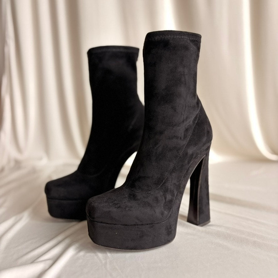 Giuseppe Zanotti Bonny Stretch Boot in Nero - Store Floor Model, Size 39