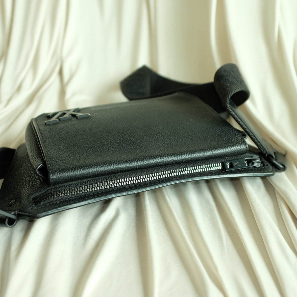 Louis Vuitton Aerogram Takeoff Sling Bag - Black Leather
