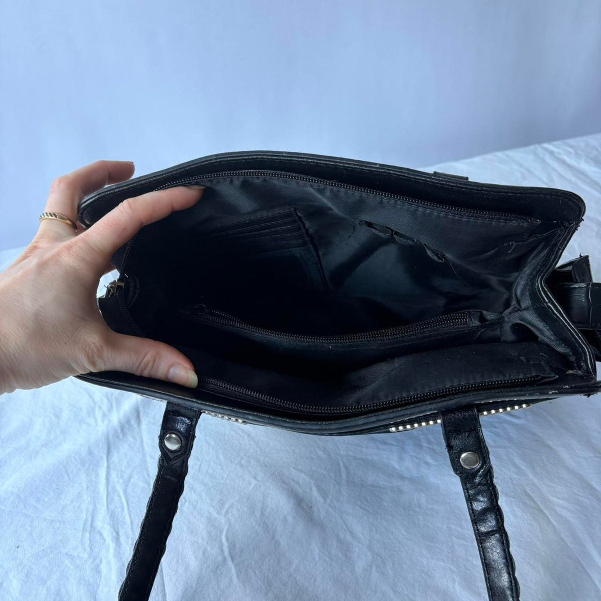 Vintage GAL Bueno Croc Embossed Shoulder Bag - Western Hardware