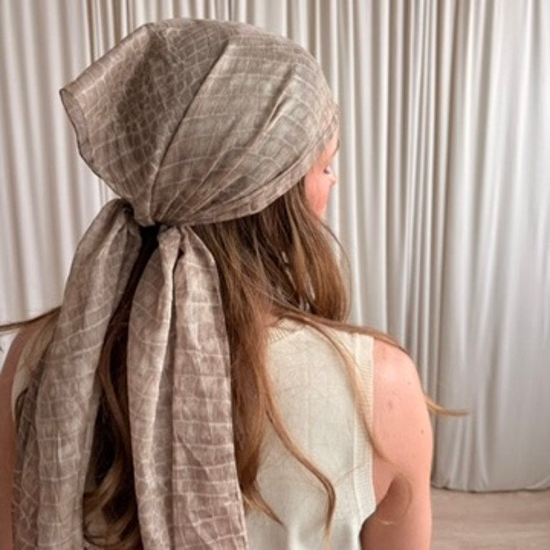 Brown Animal Print Sheer Scarf - Giraffe Style, 21"x73"