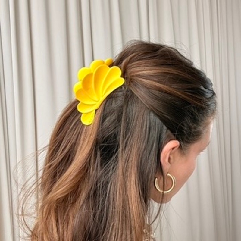 Bright Yellow Claw Clip - Vintage, Retro, 3"