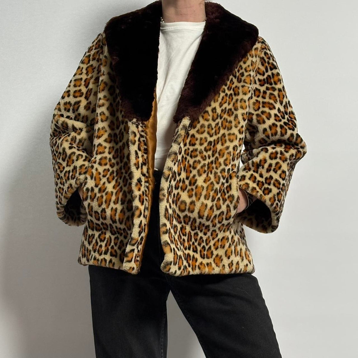Vintage 50s leopard faux fur