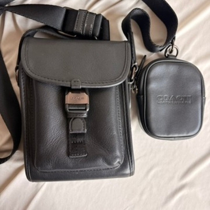 Vintage Coach Charter North/South Crossbody Bag w/ Matching Pouch - Black