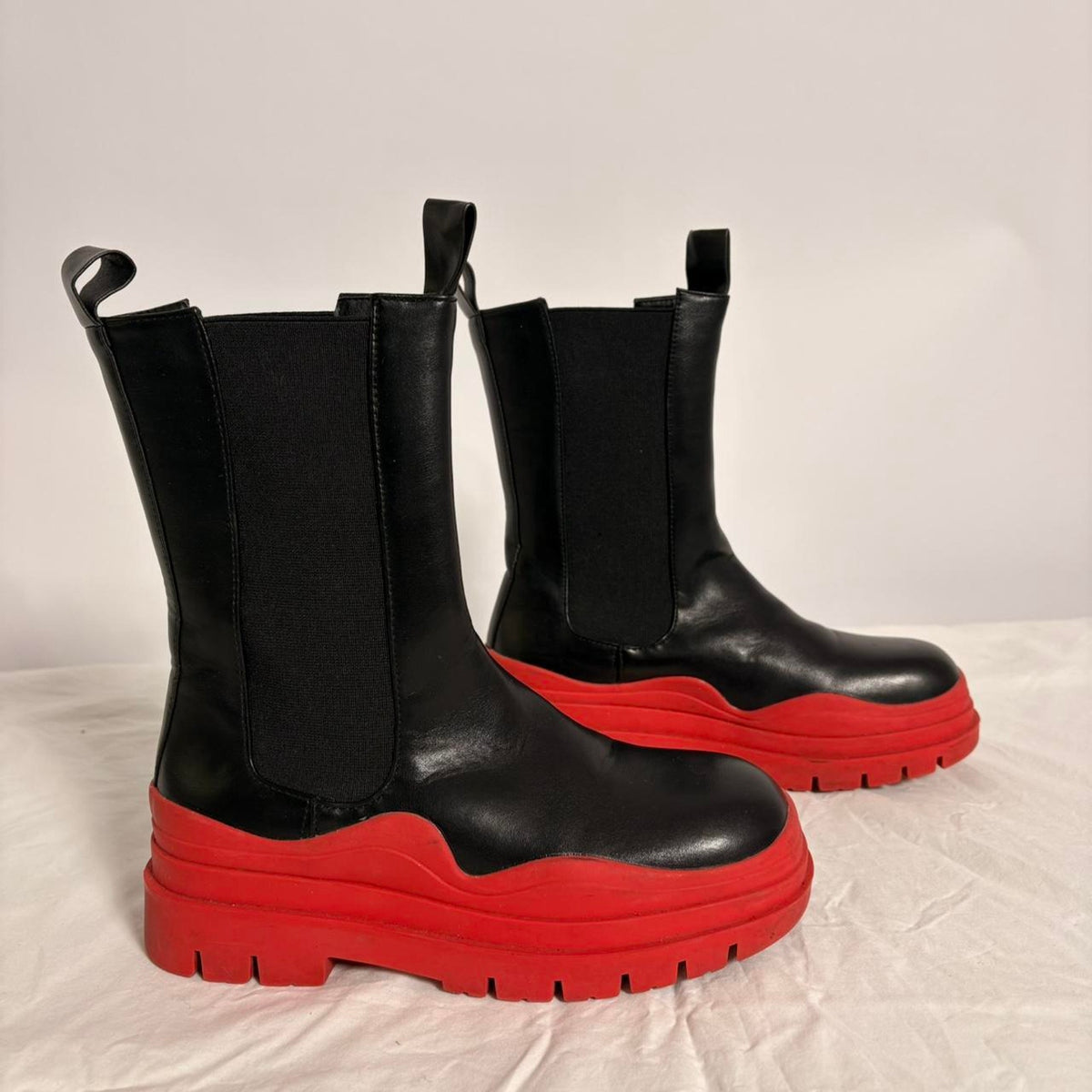 Unilady Black & Red Platform Boots - Size 8