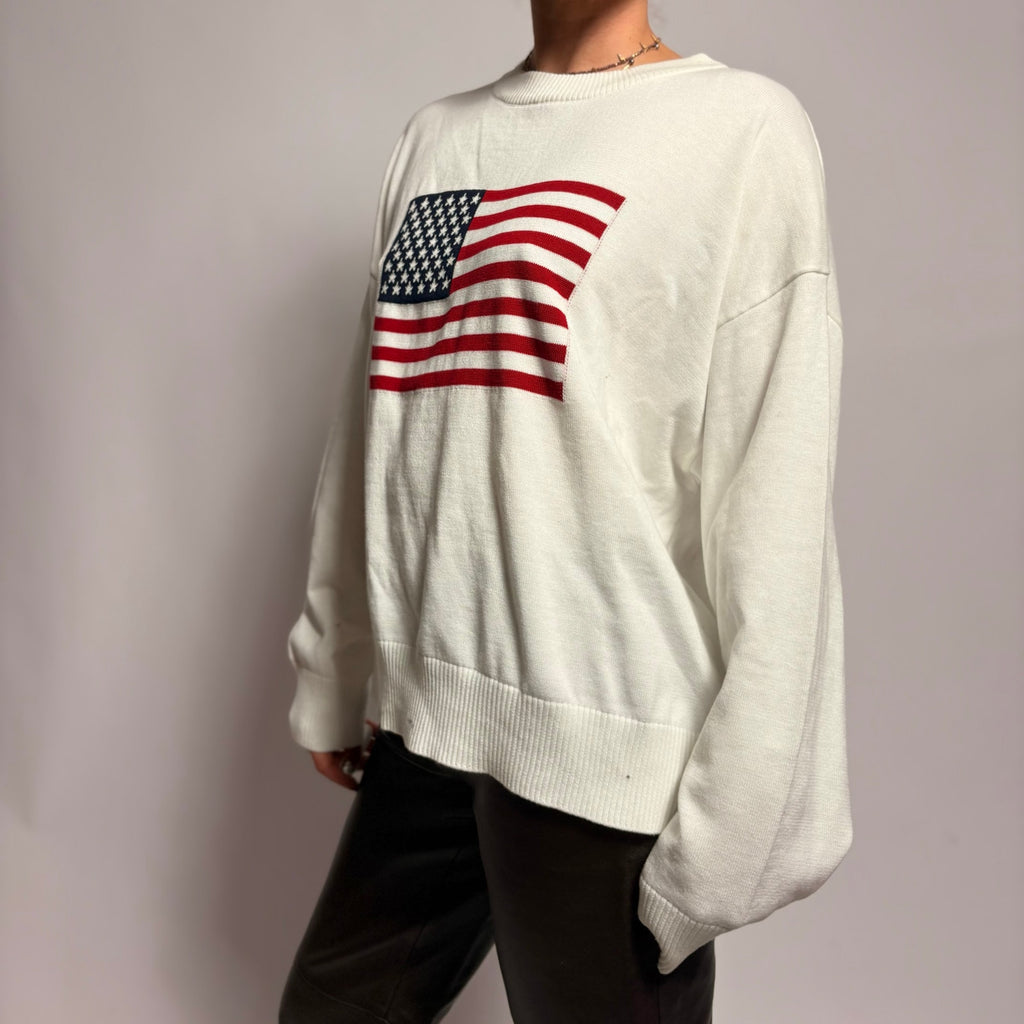 Vigoss White Crew Neck Sweater - NWT, Size Large