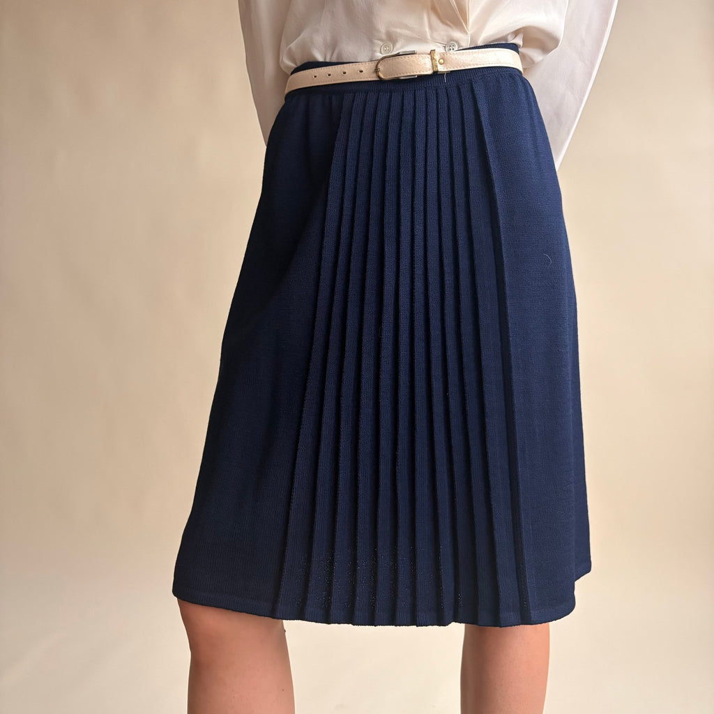 St. John Navy Pleated A-Line Knit Skirt - Made in USA, Size 4