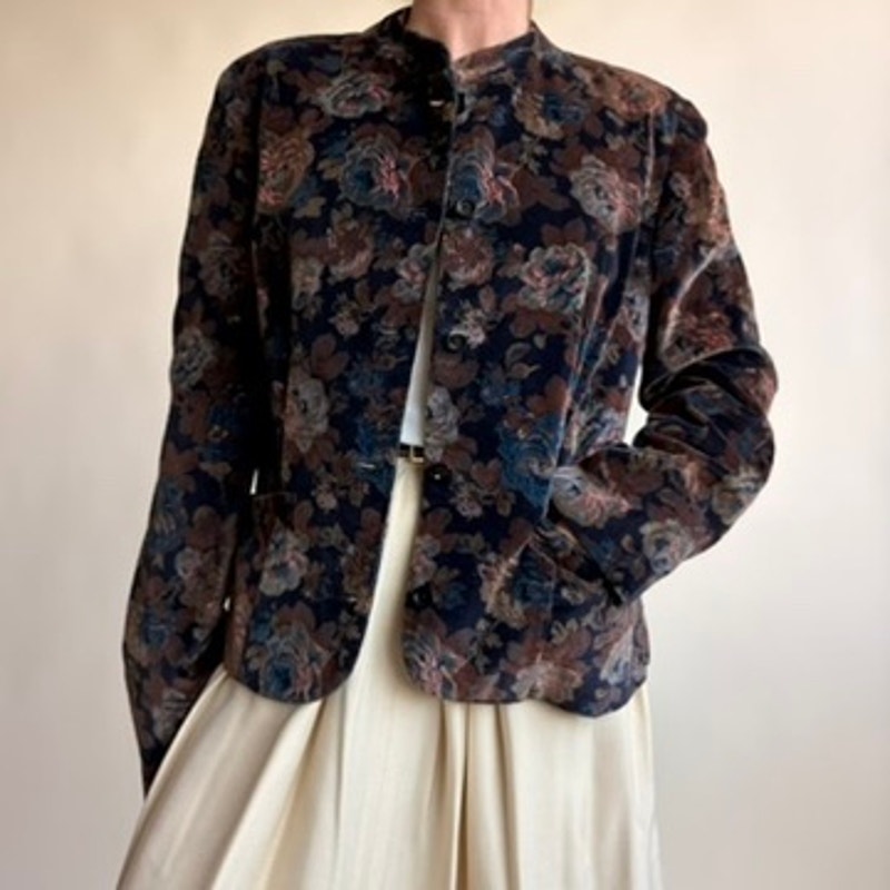 Floral Velvet Mock Neck Blazer - Medium