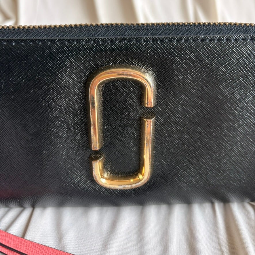 Marc Jacobs Snapshot Continental Wallet - Black Saffiano Leather, Coral Pink Accent