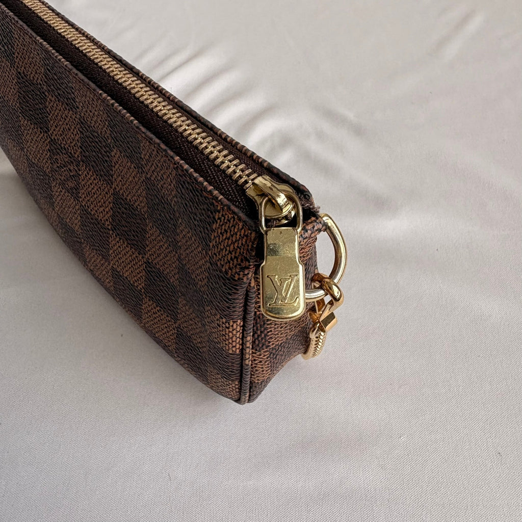 Louis Vuitton Mini Pochette Accessoires - Damier Ebène