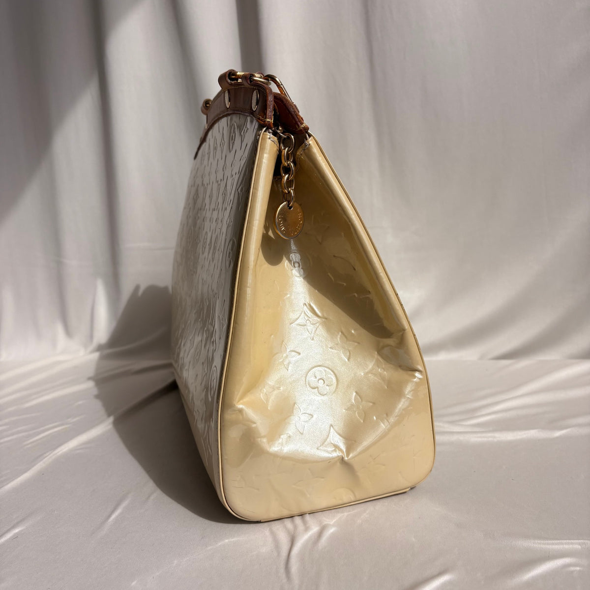 Louis Vuitton Brea GM Bag - Blanc Corail