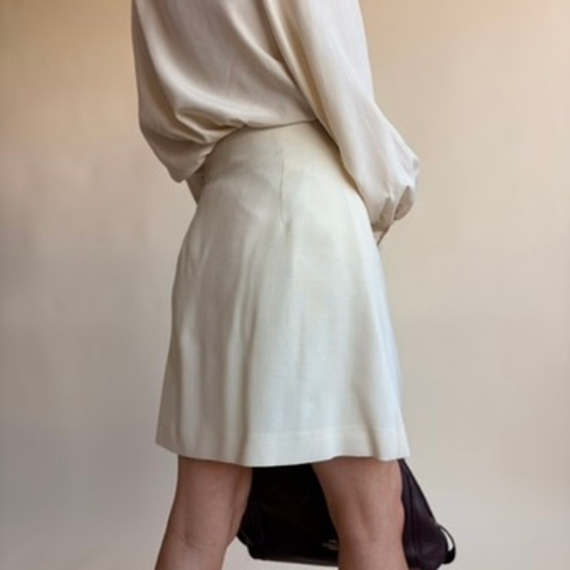 Surabaya Ivory A-Line Mini Skirt - Made in France, Size 38 (Fits 2)