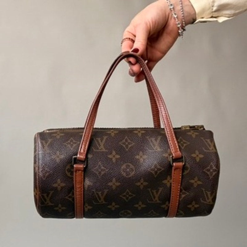 Vintage Louis Vuitton 1988 Monogram Papillon 26 Bag