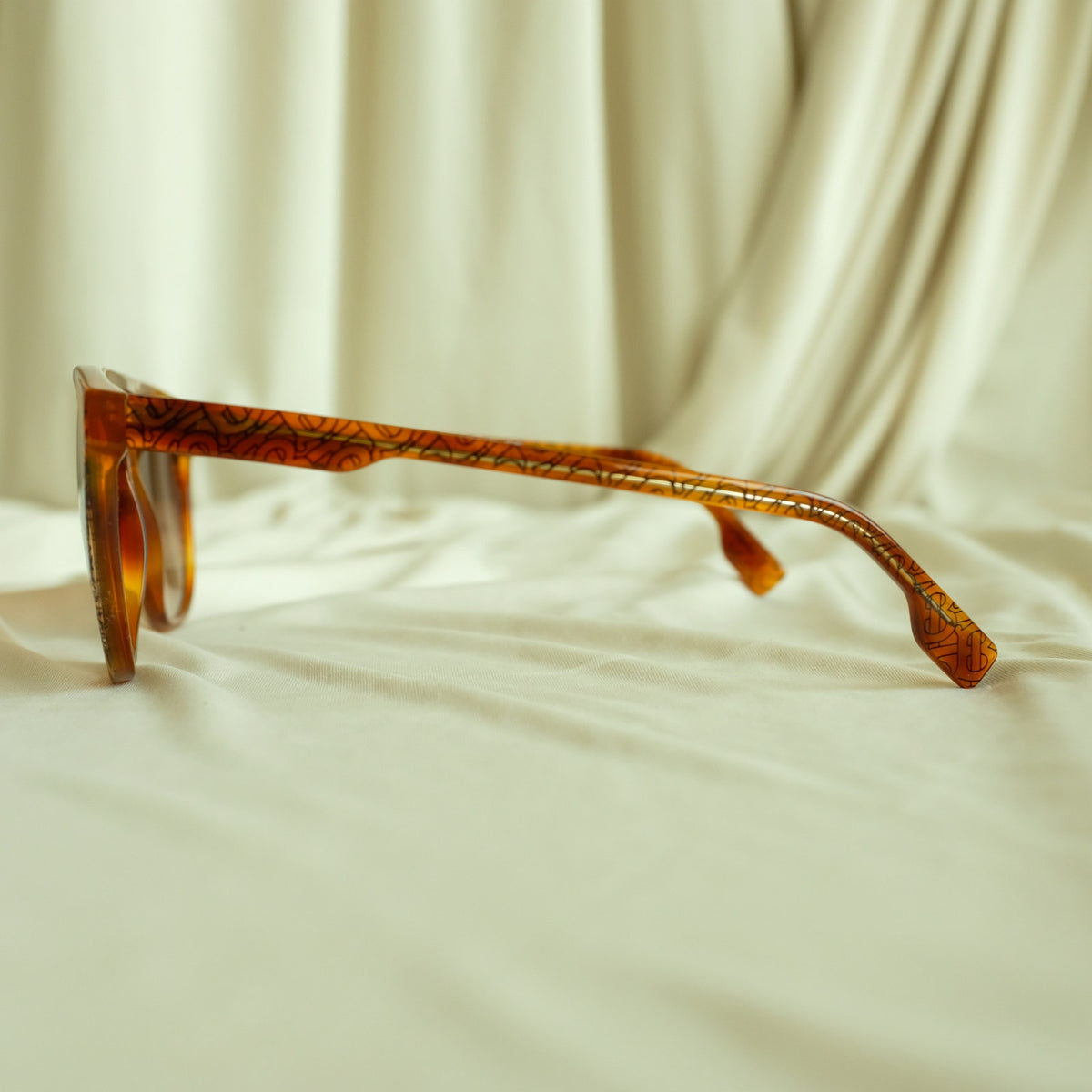 Burberry Square Sunglasses - Havana/Brown Gradient