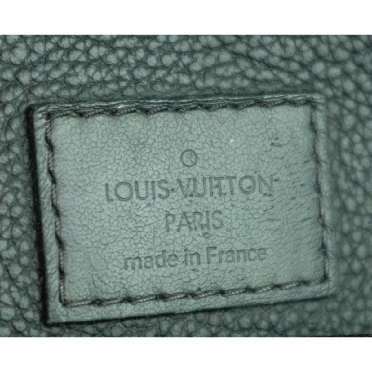 Louis Vuitton Aerogram Takeoff Sling Bag - Black Leather