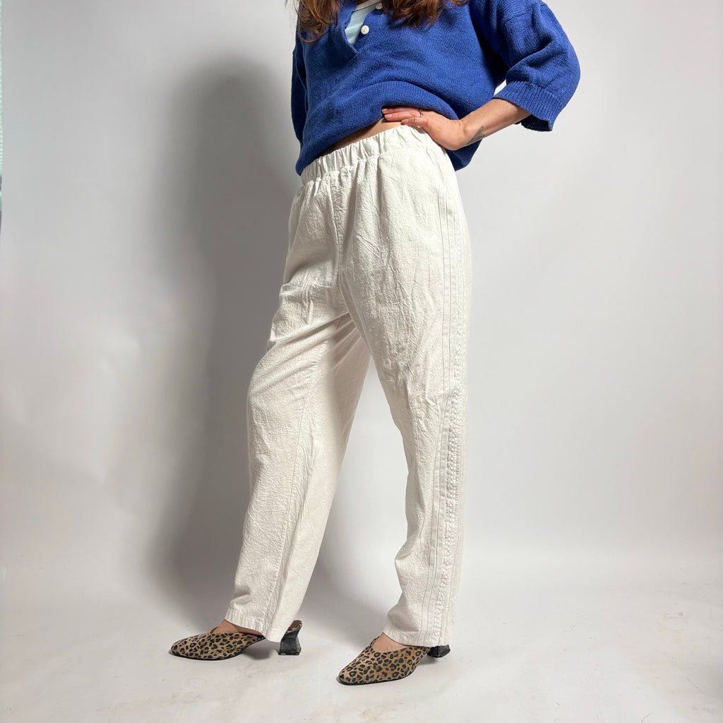 White Straight Leg Pants with Athletic Stripes - Label Large (Fits Small)