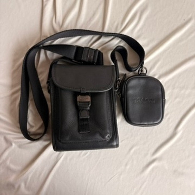 Vintage Coach Charter North/South Crossbody Bag w/ Matching Pouch - Black