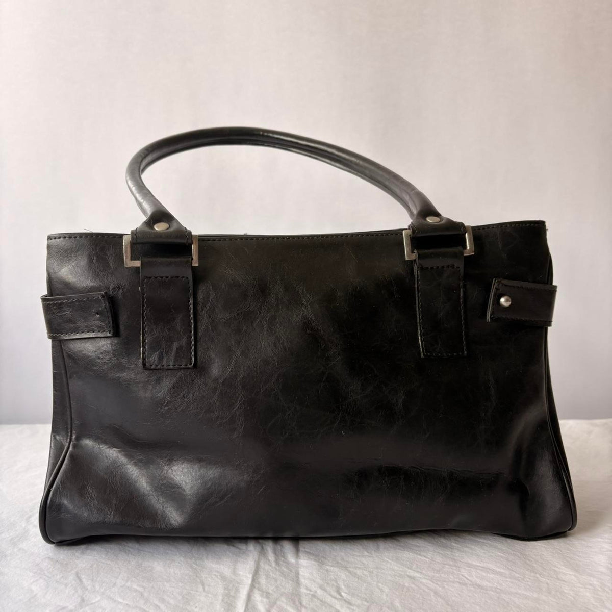 Vintage Delluka Black Leather Shoulder Bag - Silver Hardware