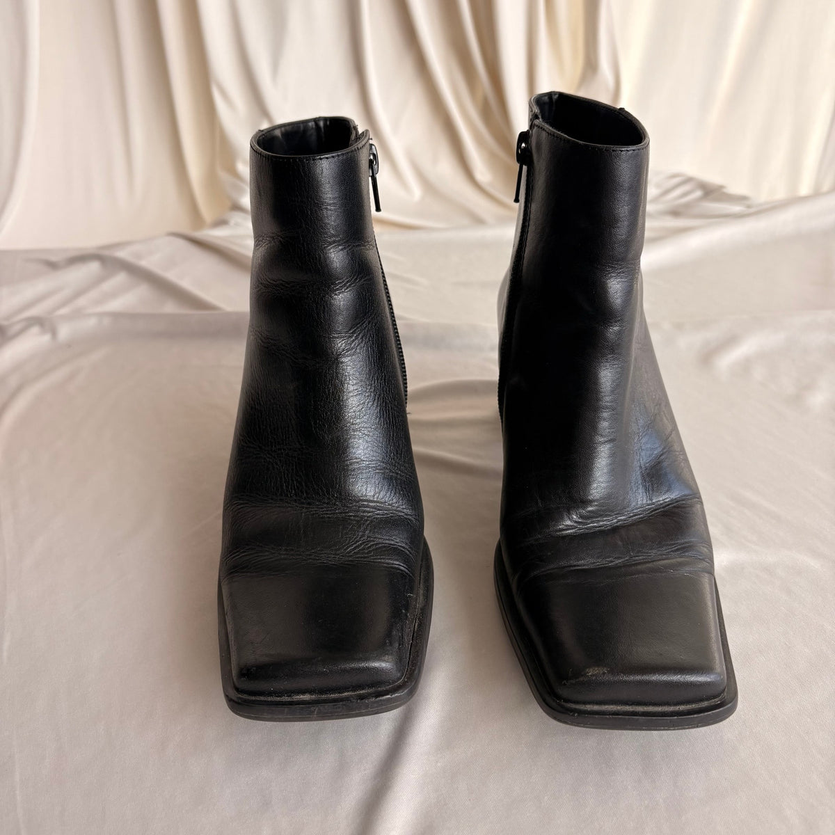 Vintage 90s Bruno Valenti Black Leather Square-Toe Ankle Boots - 7.5