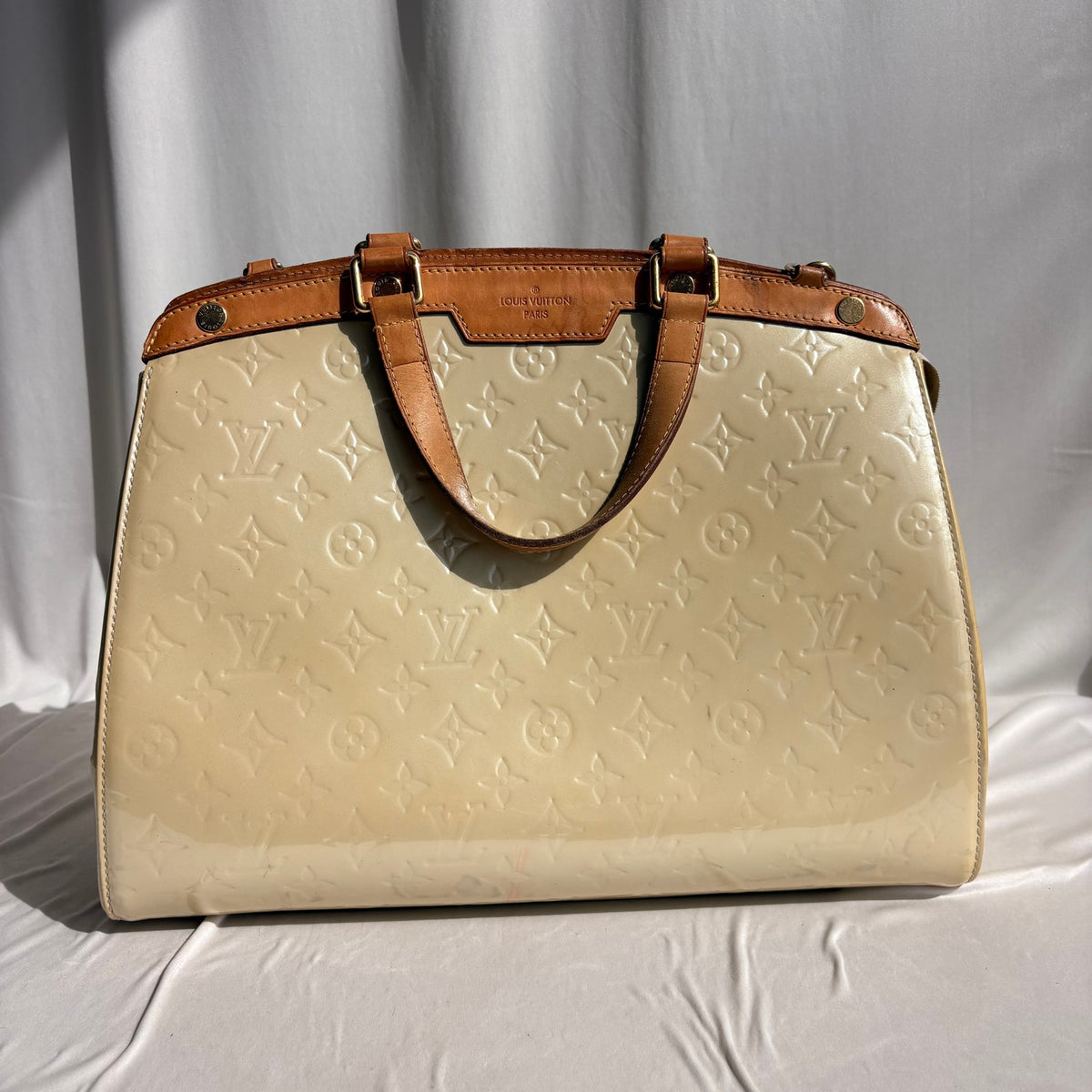 Louis Vuitton Brea GM Bag - Blanc Corail