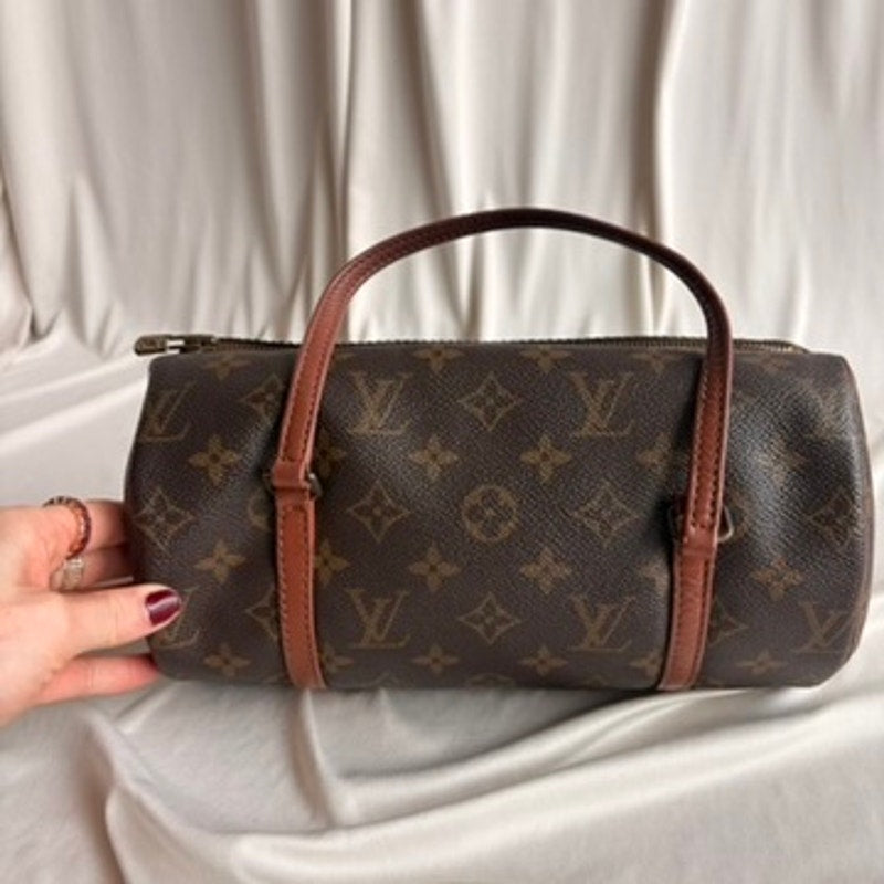 Vintage Louis Vuitton 1988 Monogram Papillon 26 Bag