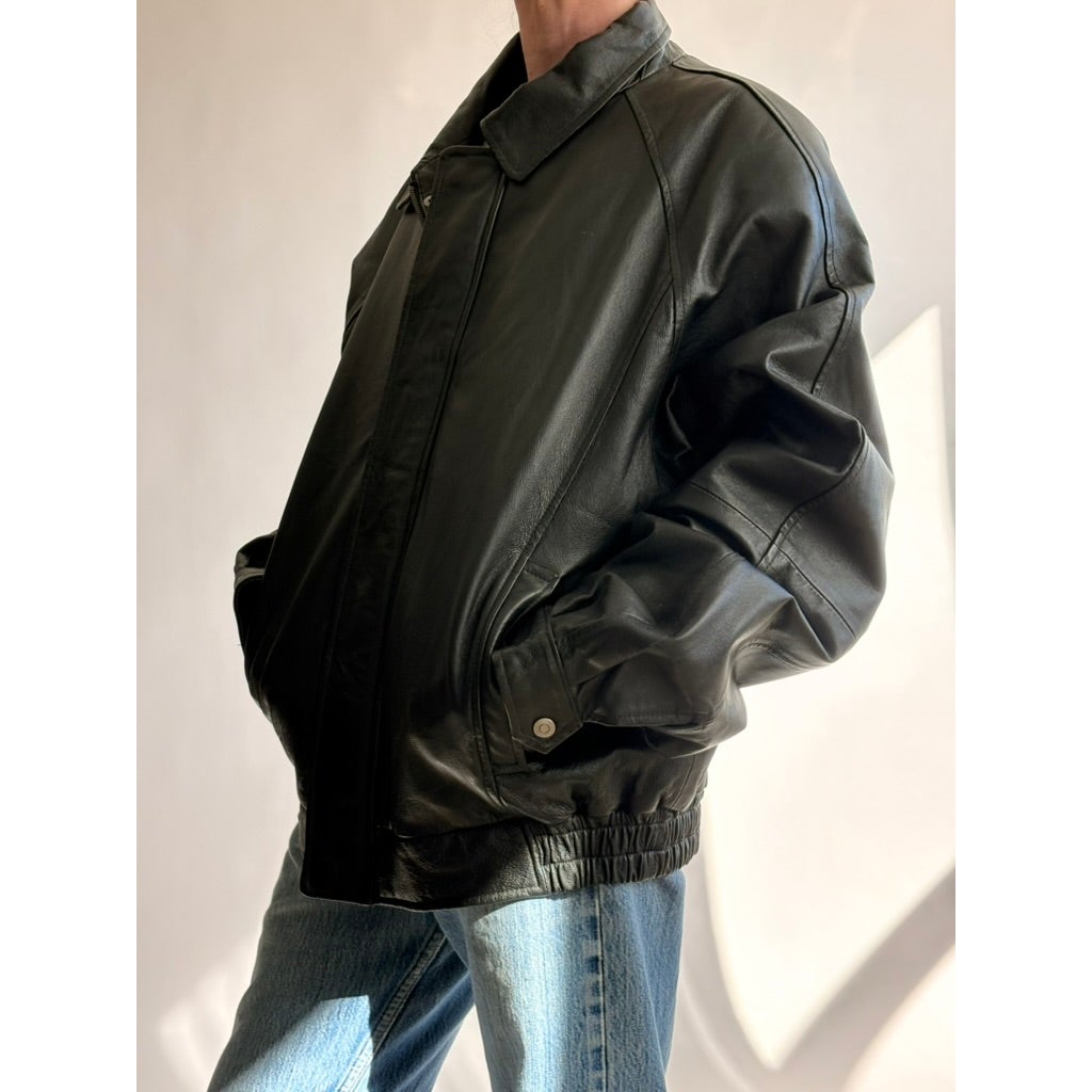 Vintage 90s North Crest Black Leather Bomber Jacket -large