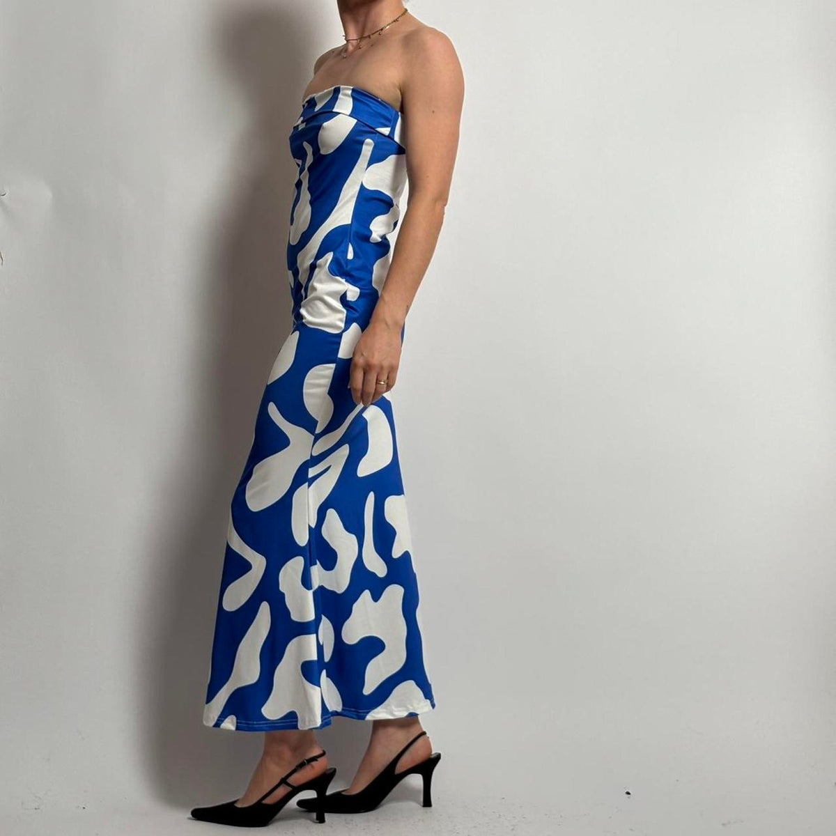 Blue & White Abstract Bodycon Maxi Dress - Fits Small