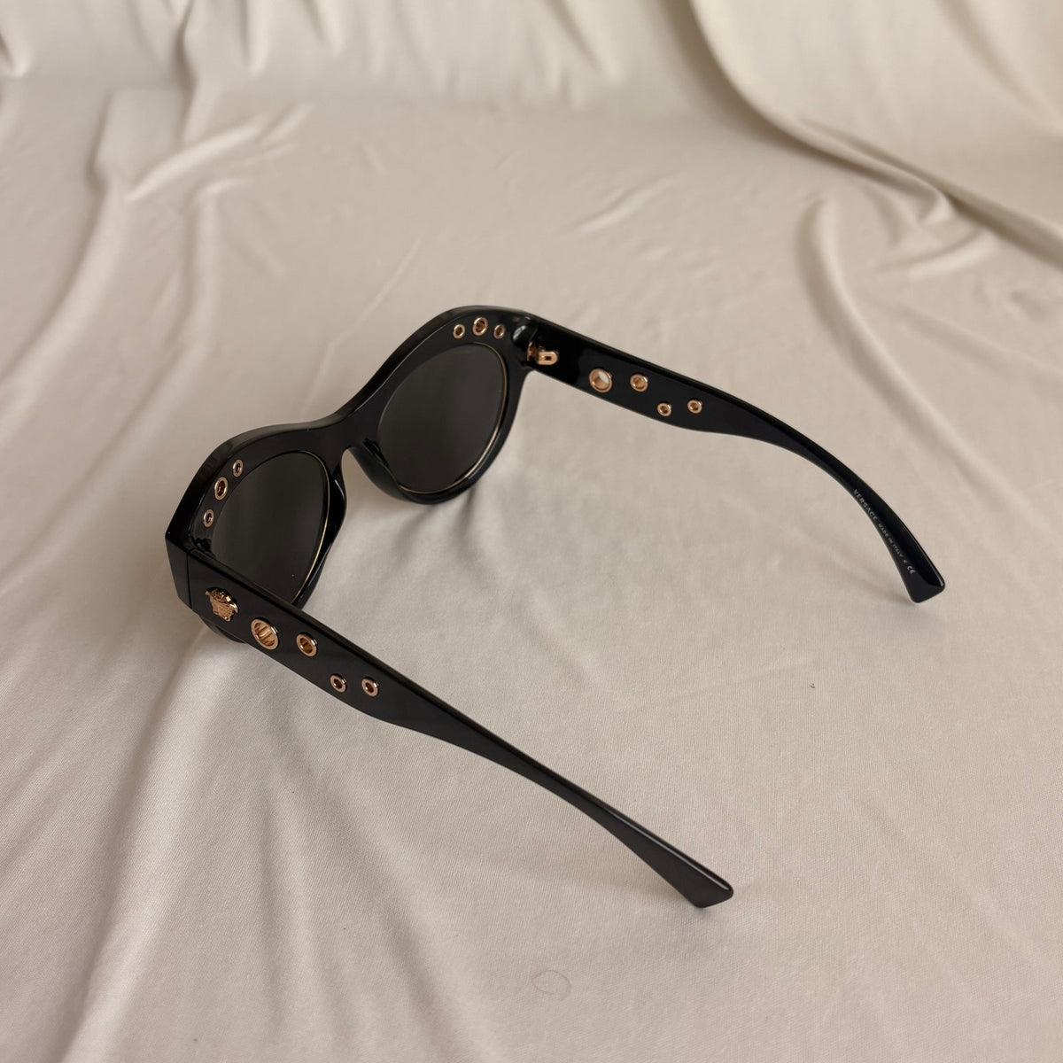 Versace Rock Ring Cat-Eye Sunglasses - VE4320, Black, Brand New