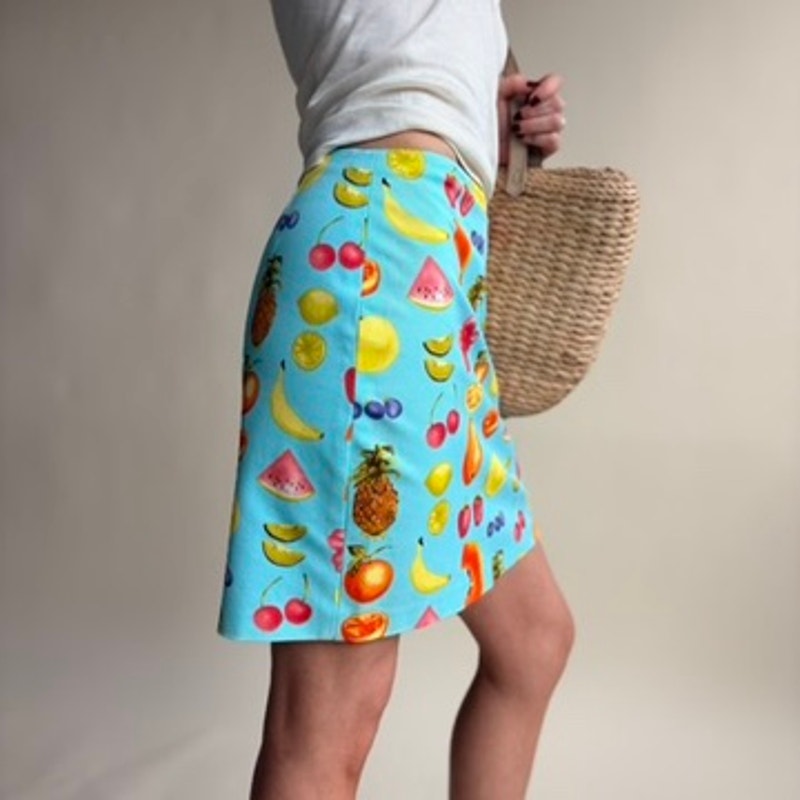 Worth Light Blue Tropical Fruit Mini Skirt - Stretchy, Summer Vibes, Size 2