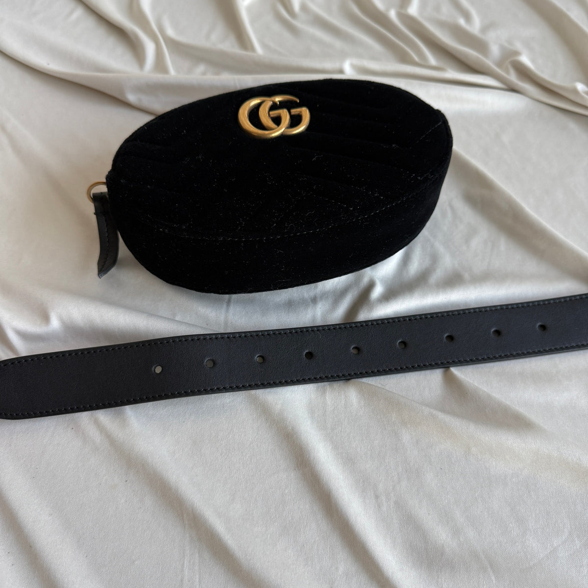 Gucci GG Marmont Matelassé Velvet Belt Bag - Black