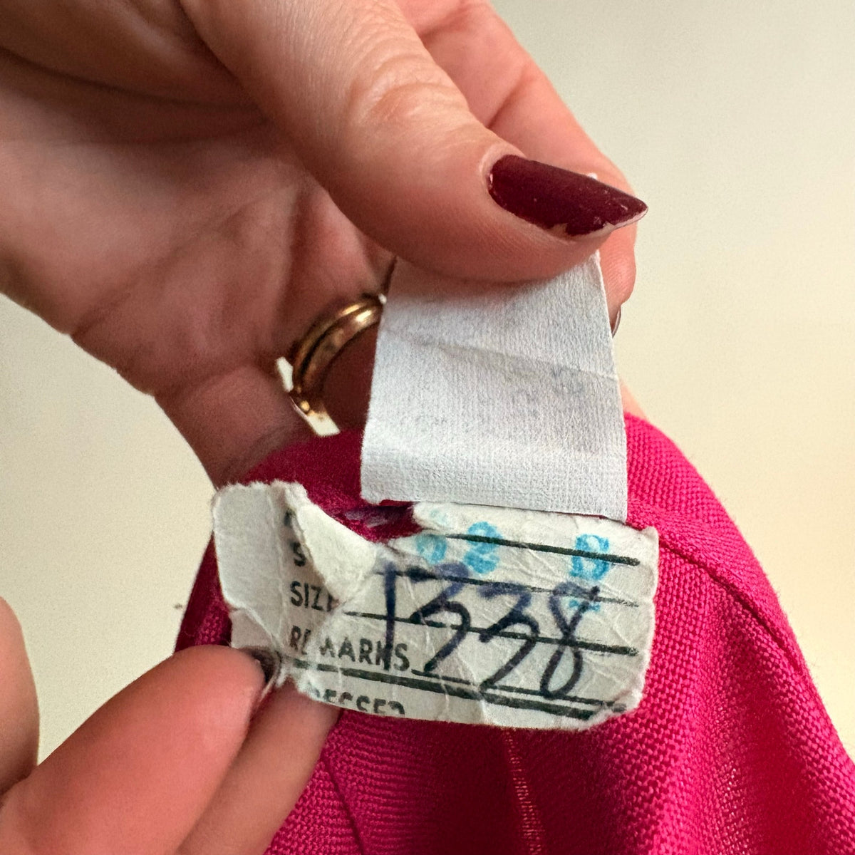 Hot Pink Pleated Midi Skirt - 50s/60s Vintage, Breezy Cotton Blend, Size 4