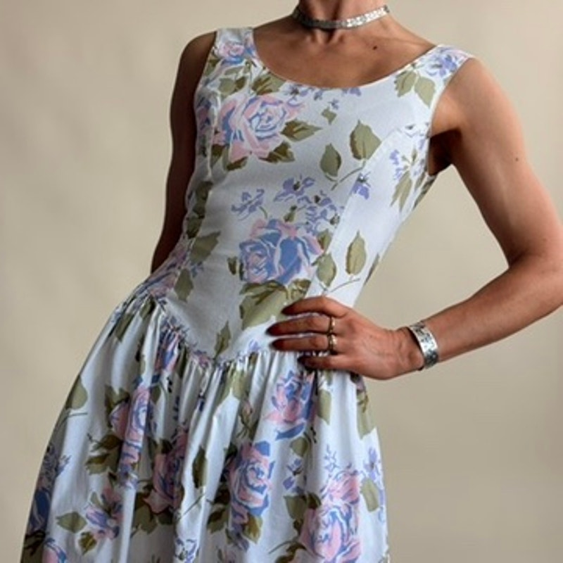 Maggie Lawrence Sport Collection White Floral Drop-Waist Dress -100% Cotton- Size 9/10 (Fits S)