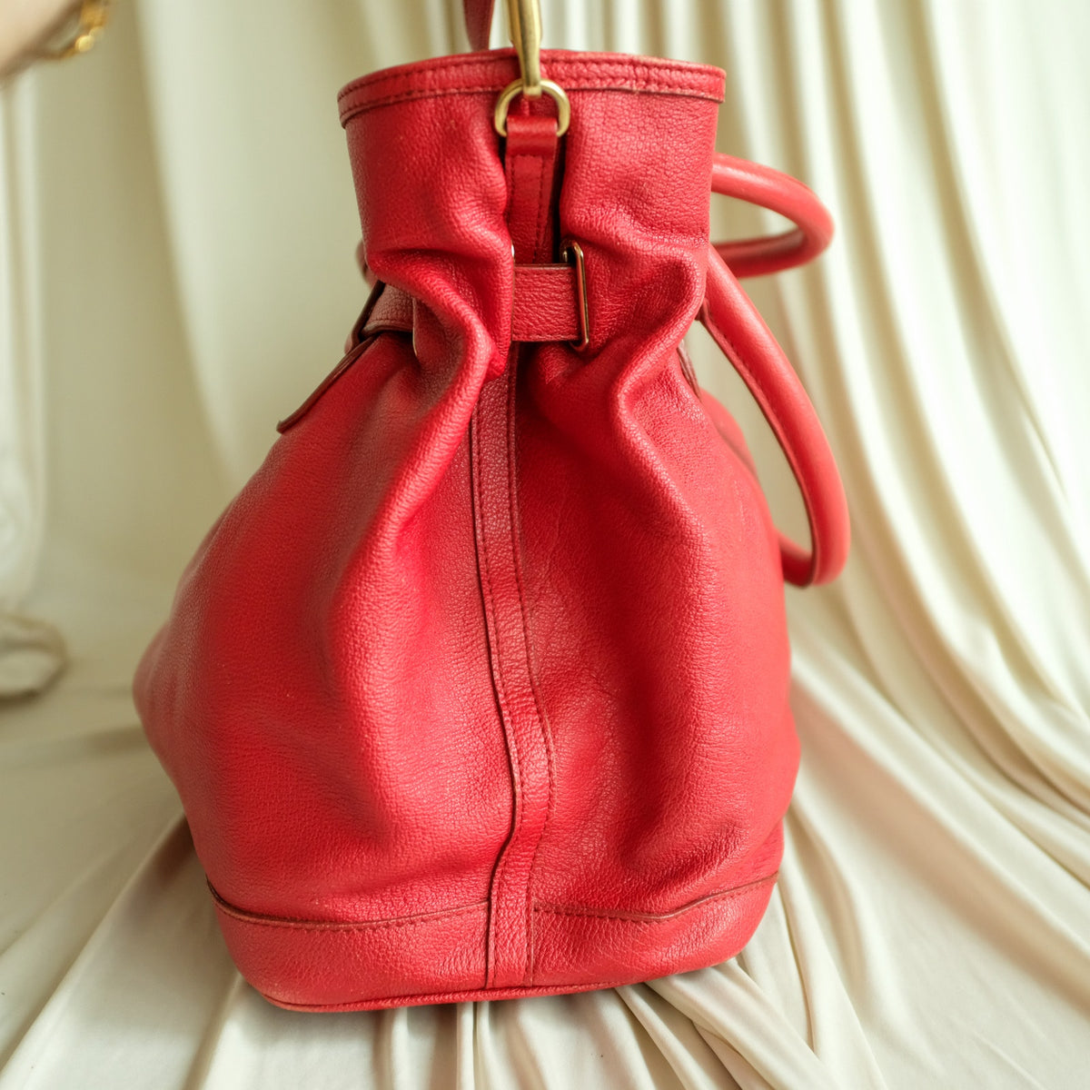 Burberry Red Leather Hobo - Gold Hardware, Crossbody, Made in Italy