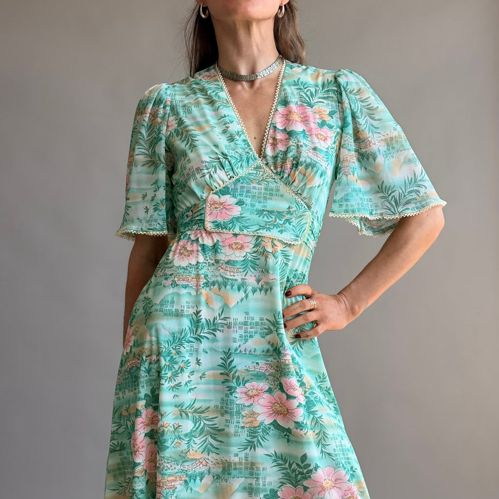 House of Nu-Mode Vintage 70s Mint Green Hawaiian Maxi Dress