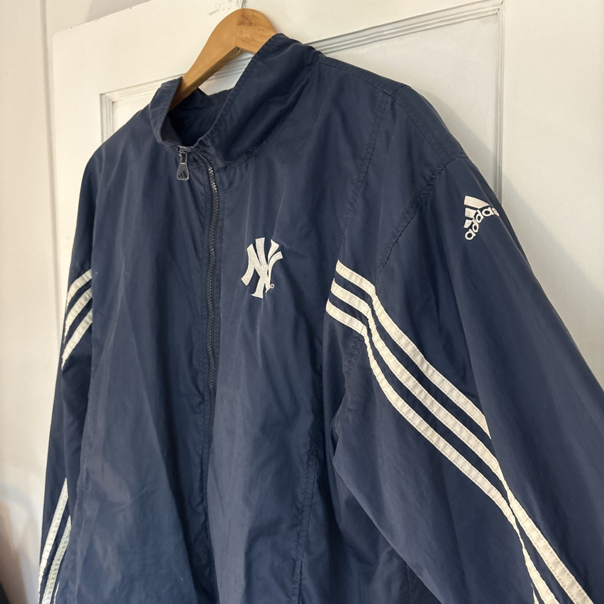 Vintage New York Yankees Adidas Windbreaker Jacket | XL
