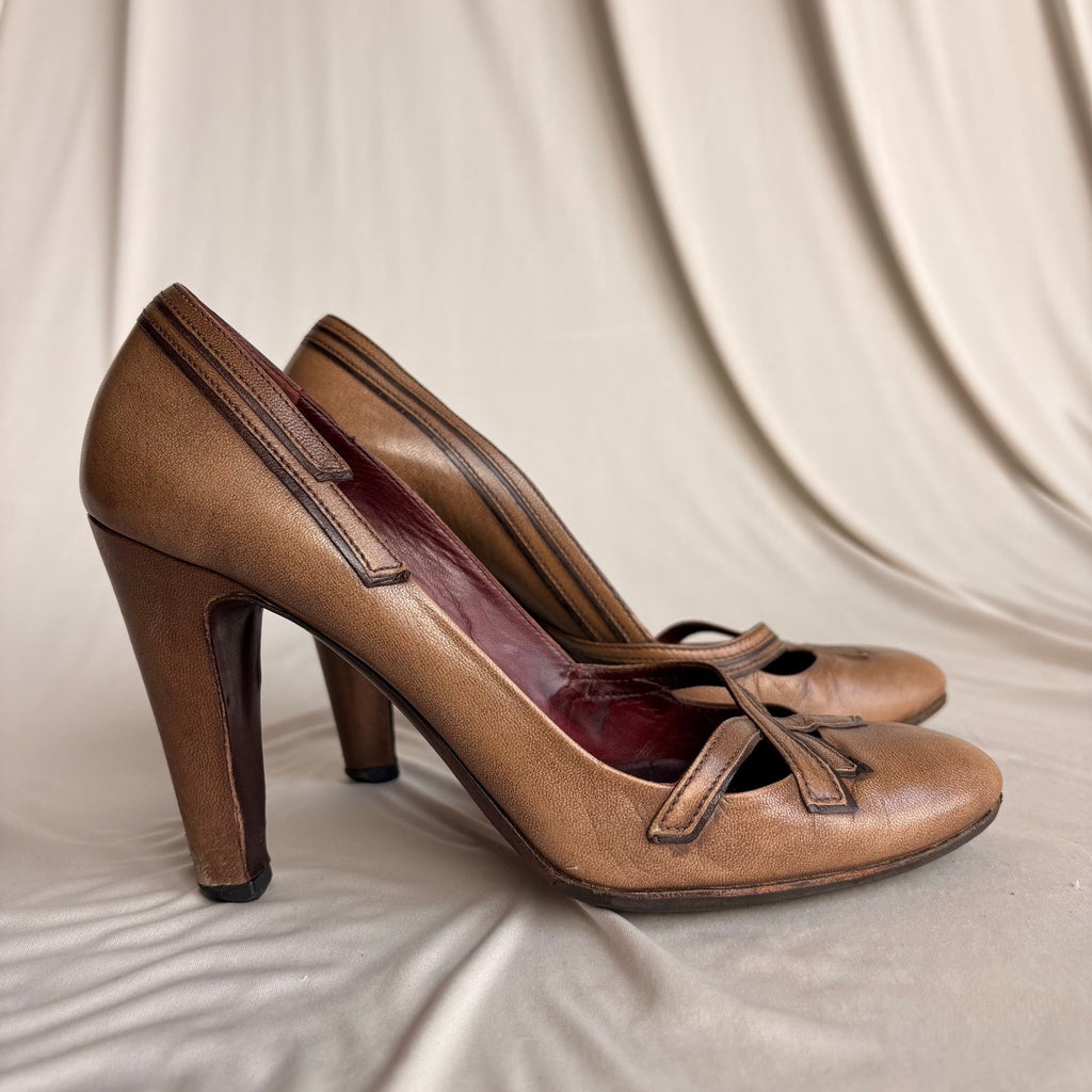 Vintage Prada Leather Cutout Accent Pumps - Crossover Straps, 37.5