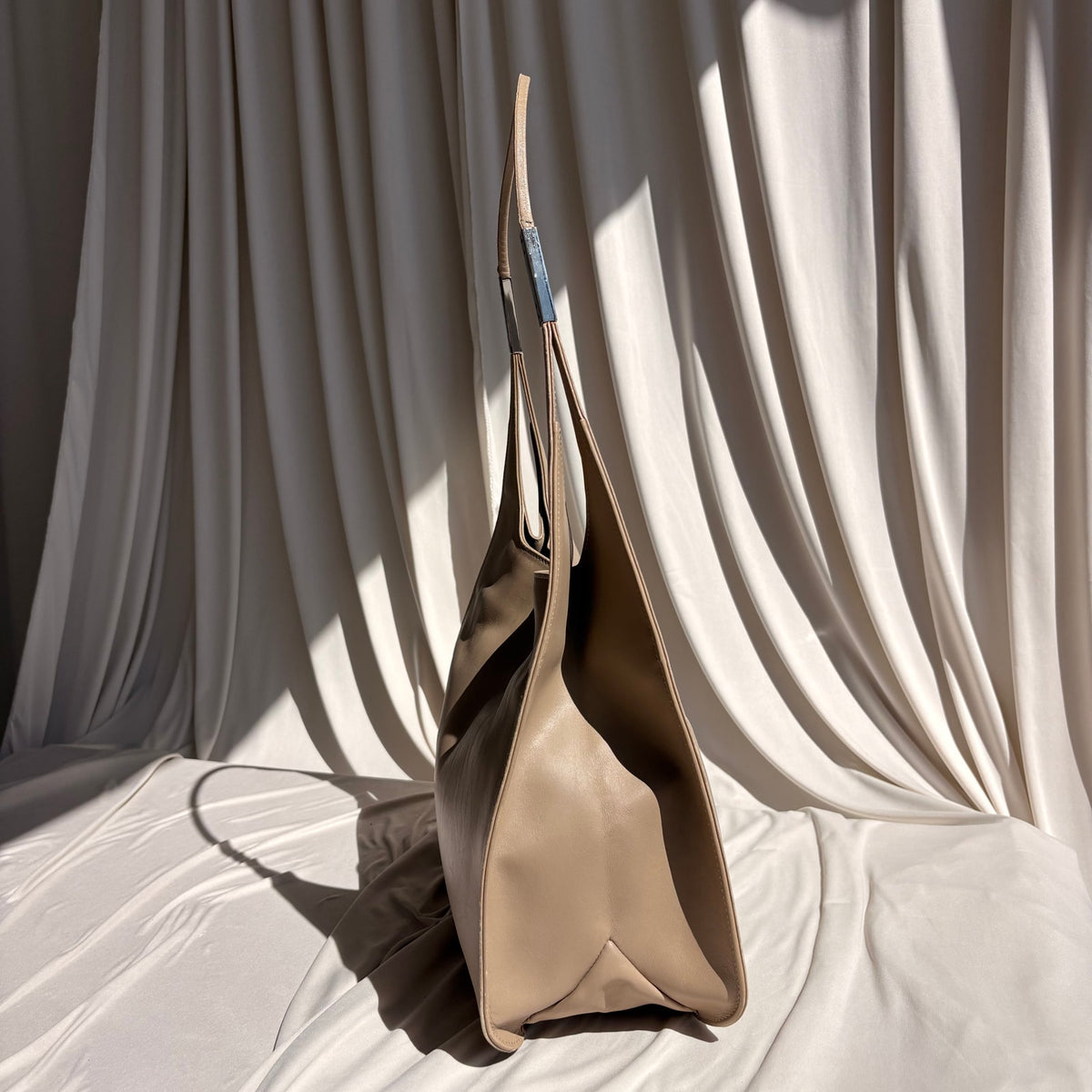 Gucci Tom Ford Era Beige Vitello Leather Shoulder Bag
