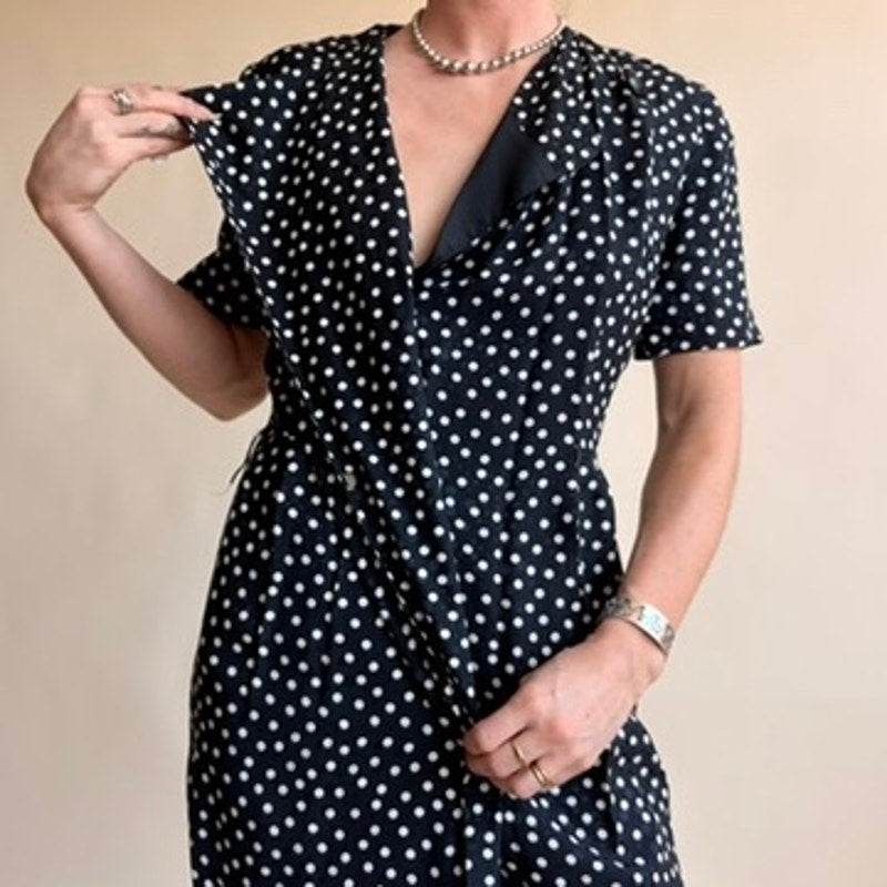 Adrianna Papell Black & White Polka Dot Silk - Short Sleeves, Belt Included, Size 4